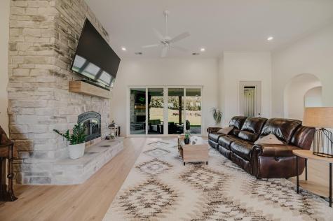 6931 Ginger Hill Road Utica OH 43080