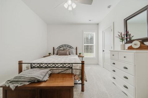 6931 Ginger Hill Road Utica OH 43080