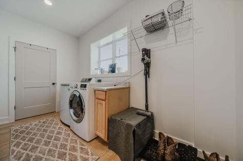 6931 Ginger Hill Road Utica OH 43080