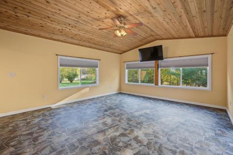 13650 Gilchrist Road Mount Vernon OH 43050