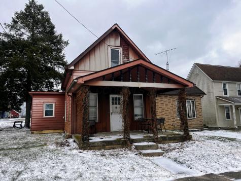 102 Cedar Street S Danville OH 43014