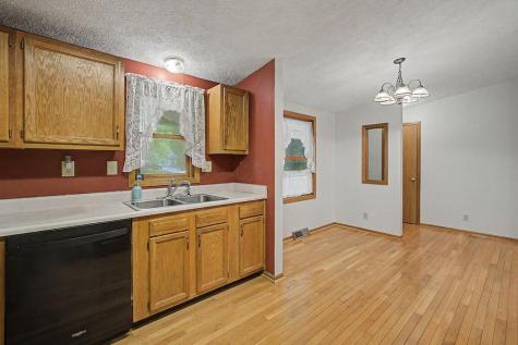 589 Floral Valley Drive W Howard OH 43028