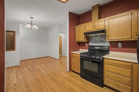 589 Floral Valley Drive W Howard OH 43028