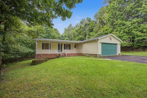 589 Floral Valley Drive W Howard OH 43028