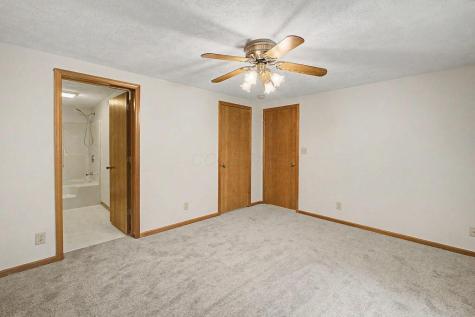 589 Floral Valley Drive W Howard OH 43028