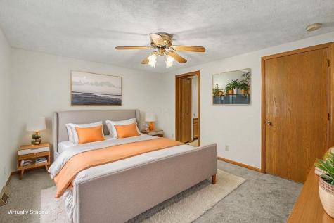 589 Floral Valley Drive W Howard OH 43028