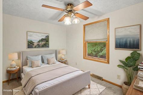 589 Floral Valley Drive W Howard OH 43028