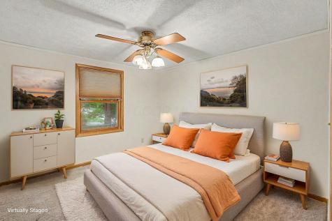 589 Floral Valley Drive W Howard OH 43028