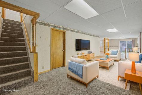 589 Floral Valley Drive W Howard OH 43028