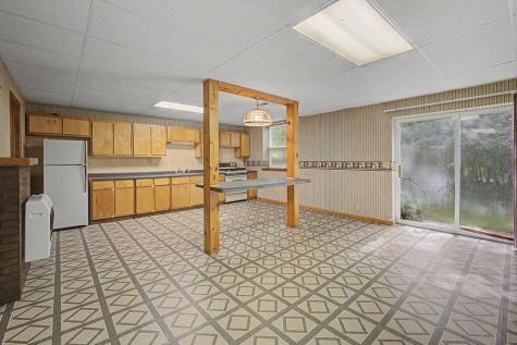 589 Floral Valley Drive W Howard OH 43028