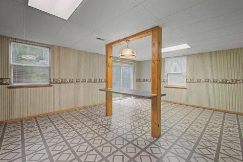 589 Floral Valley Drive W Howard OH 43028
