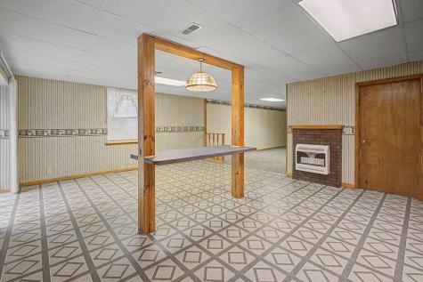 589 Floral Valley Drive W Howard OH 43028