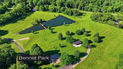 589 Floral Valley Drive W Howard OH 43028