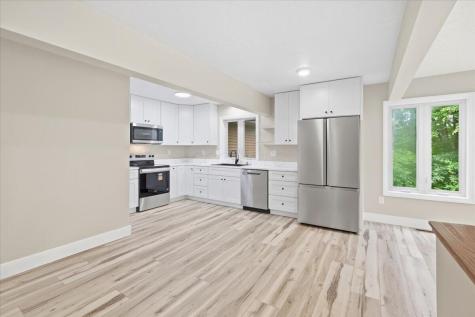 1700 Apple Valley Drive Howard OH 43028