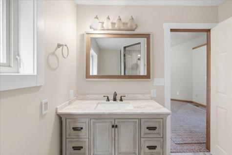 1700 Apple Valley Drive Howard OH 43028