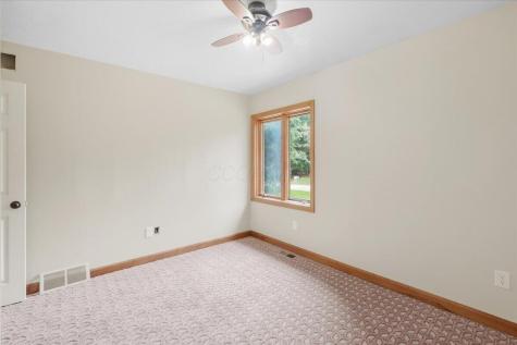 1700 Apple Valley Drive Howard OH 43028