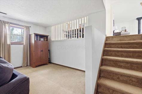 6 Susan Street Fredericktown OH 43019