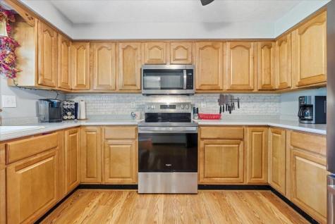6 Susan Street Fredericktown OH 43019