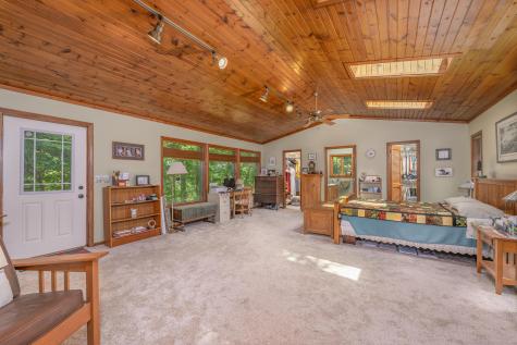 11936 Yankee Street Fredericktown OH 43019