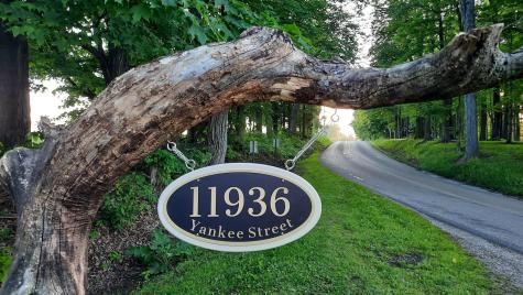 11936 Yankee Street Fredericktown OH 43019