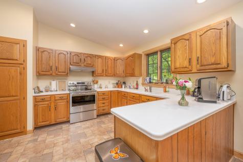 11936 Yankee Street Fredericktown OH 43019