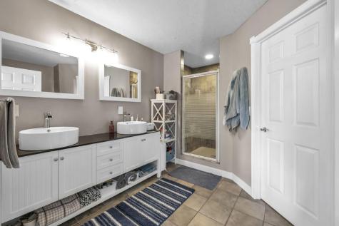 850 Fairway Drive Howard OH 43028