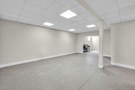 850 Fairway Drive Howard OH 43028