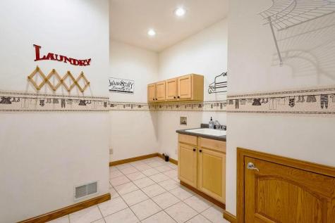 1436 Greenbrier Drive Mount Vernon OH 43050