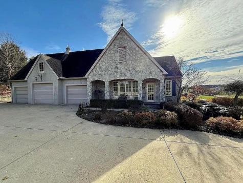 1436 Greenbrier Drive Mount Vernon OH 43050