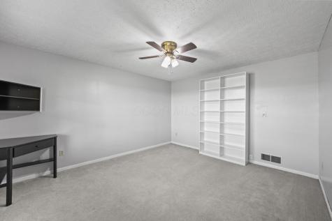 11455 Colwill Road Gambier OH 43022