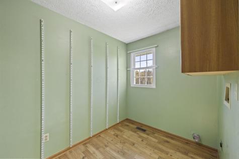 11455 Colwill Road Gambier OH 43022