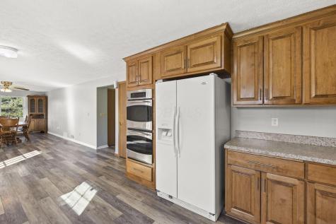11455 Colwill Road Gambier OH 43022