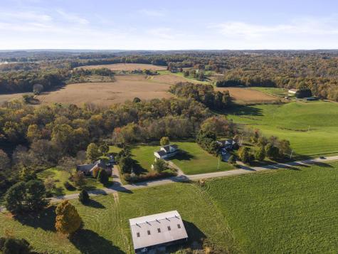 11455 Colwill Road Gambier OH 43022