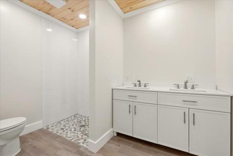 39 Cherry Hill Court Howard OH 43028