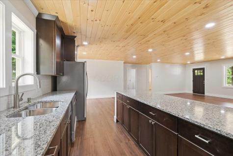 39 Cherry Hill Court Howard OH 43028