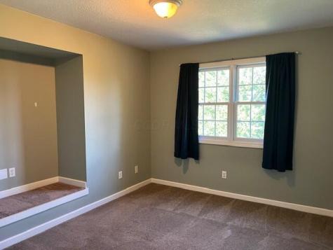 862 Fairway Drive Howard OH 43028