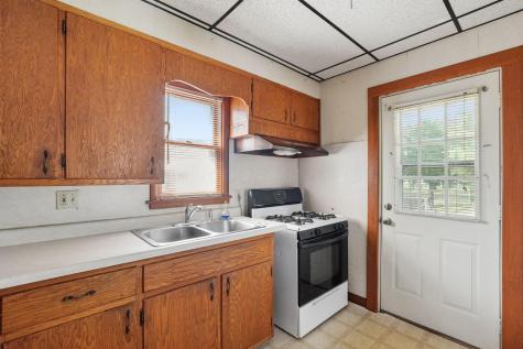65 Mount Vernon Avenue Fredericktown OH 43019