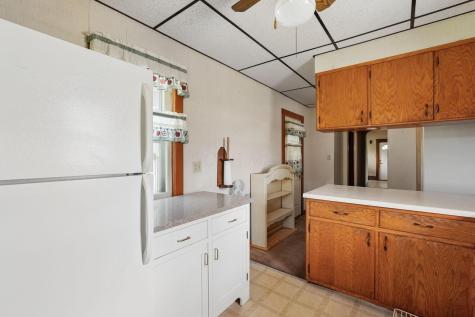 65 Mount Vernon Avenue Fredericktown OH 43019