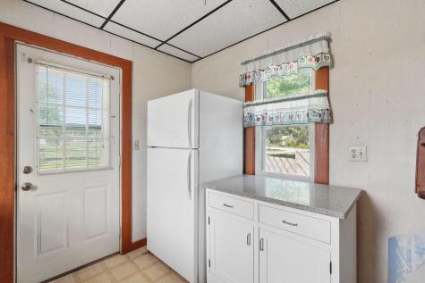 65 Mount Vernon Avenue Fredericktown OH 43019