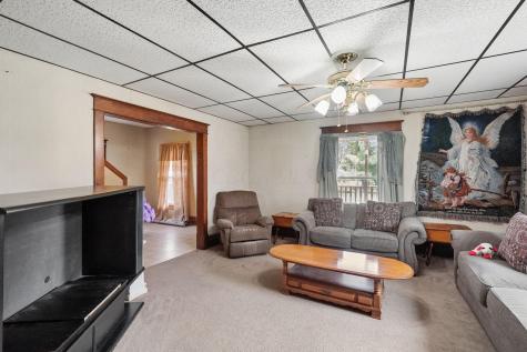 65 Mount Vernon Avenue Fredericktown OH 43019