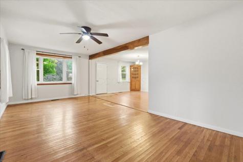 413 Chase Avenue Gambier OH 43022