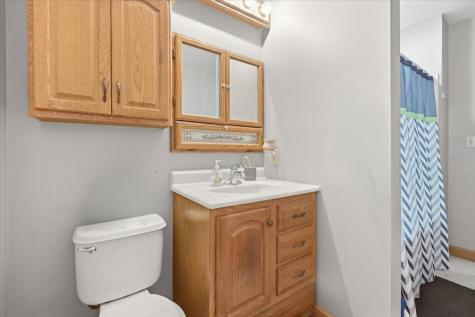 15 E Mound Street Fredericktown OH 43019