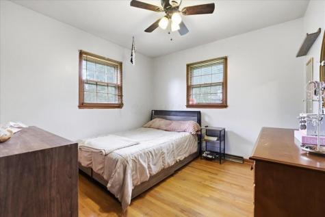 15 E Mound Street Fredericktown OH 43019