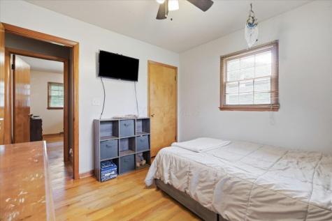 15 E Mound Street Fredericktown OH 43019