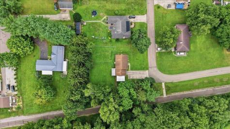 15 E Mound Street Fredericktown OH 43019