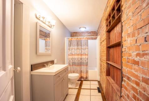 801 W Sugar Street Mount Vernon OH 43050