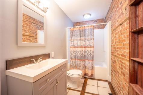 801 W Sugar Street Mount Vernon OH 43050