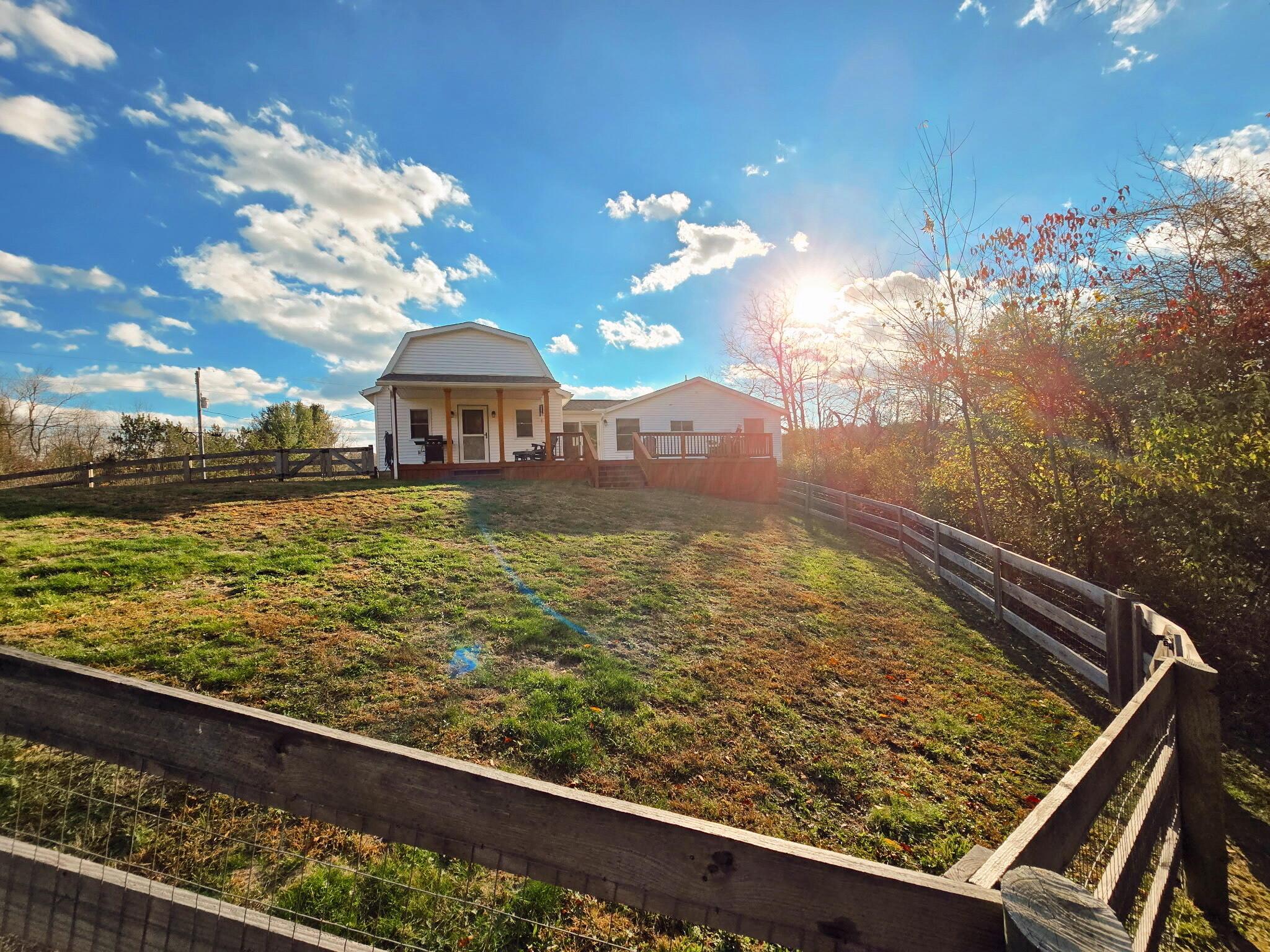 28841 Coshocton Road Howard OH 43028