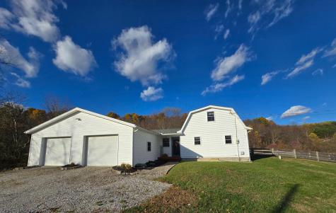 28841 Coshocton Road Howard OH 43028