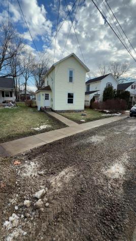 132 S Washington Street Utica OH 43080